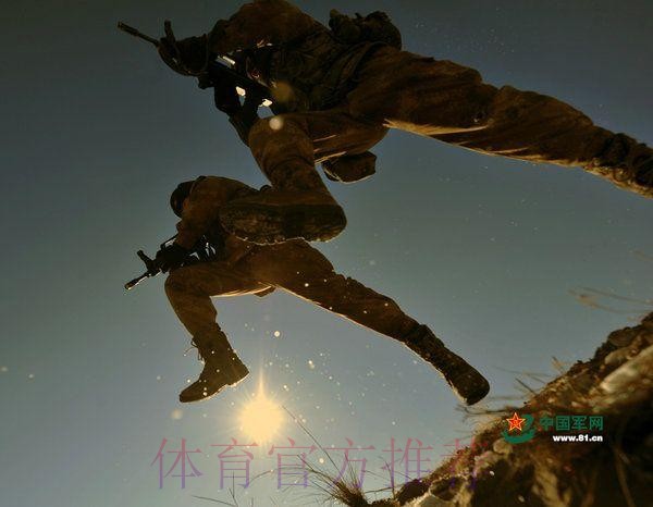 库袜:蓝军帮助我成长成现在模样 很高兴与其交手